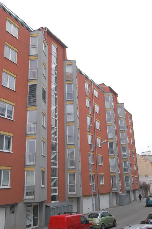 Eel Accommodation Brno Buitenkant foto
